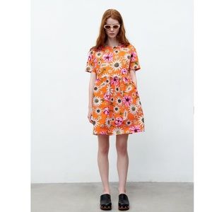 NWT Zara Floral Daisy Orange Short Sleeve Babydoll Summer Dress Bloggers Fav